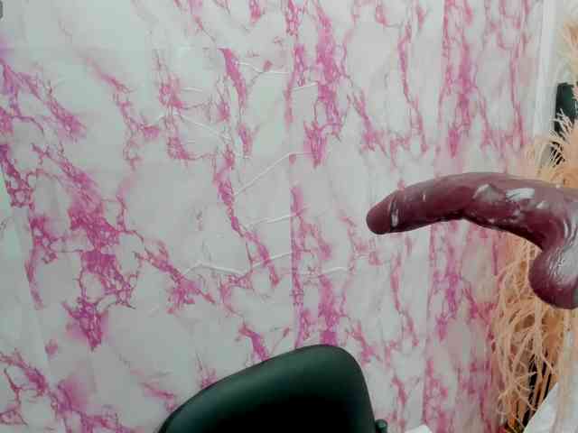 sweetyblowjob webcam