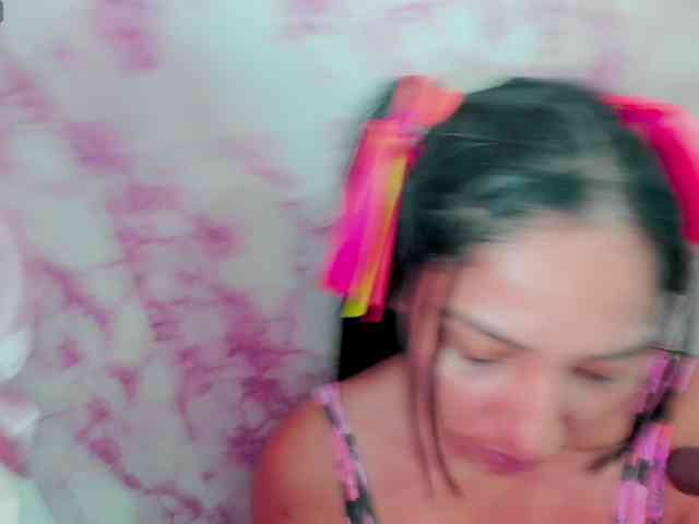 Modella: sweetyblowjob