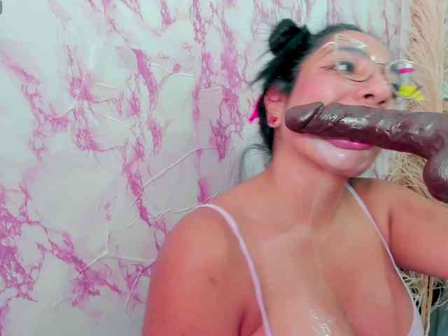 sweetyblowjob webcam