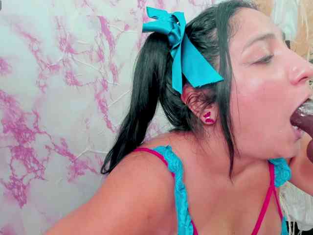 sweetyblowjob webcam