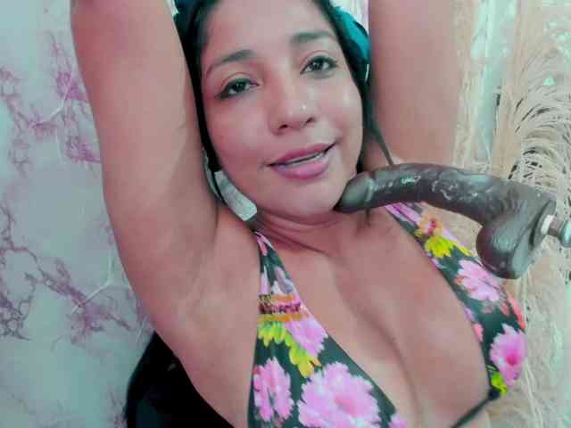 sweetyblowjob webcam