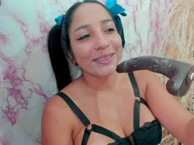 sweetyblowjob webcam