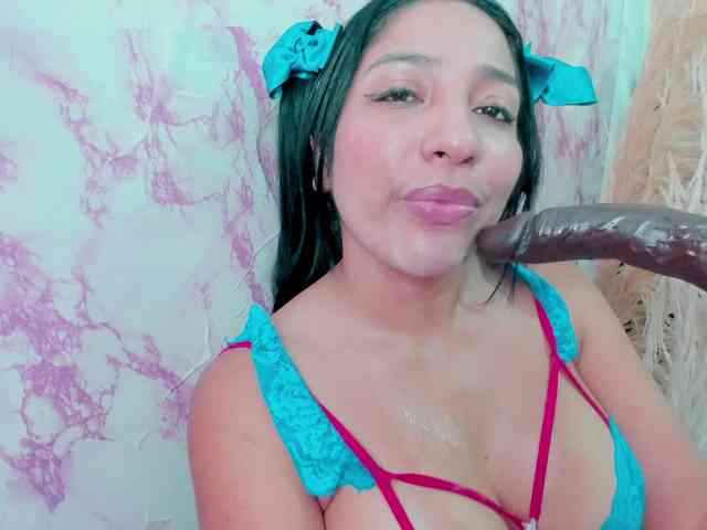 sweetyblowjob webcam