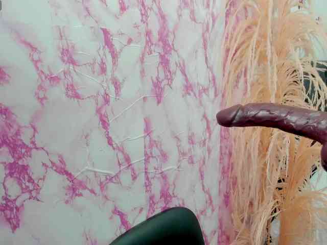 sweetyblowjob webcam