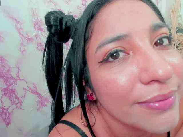 sweetyblowjob webcam