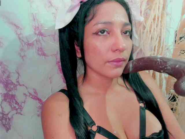sweetyblowjob webcam