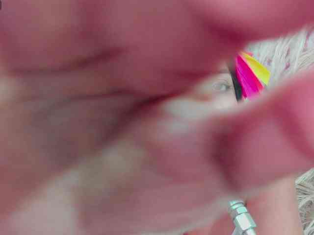 sweetyblowjob webcam