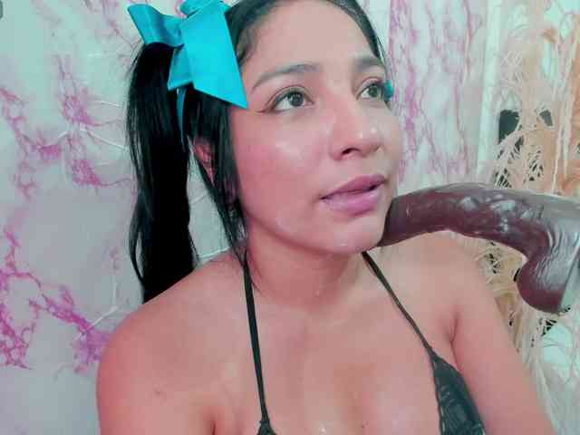 sweetyblowjob webcam