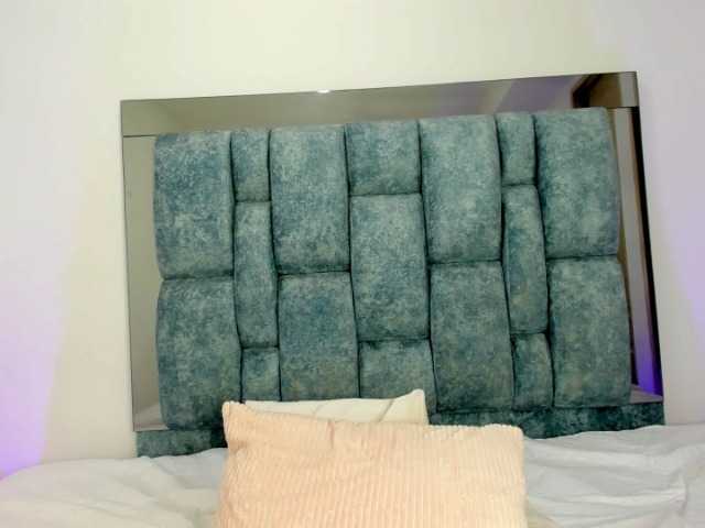 MAHIAMONTENEGRO live cam on BongaCams