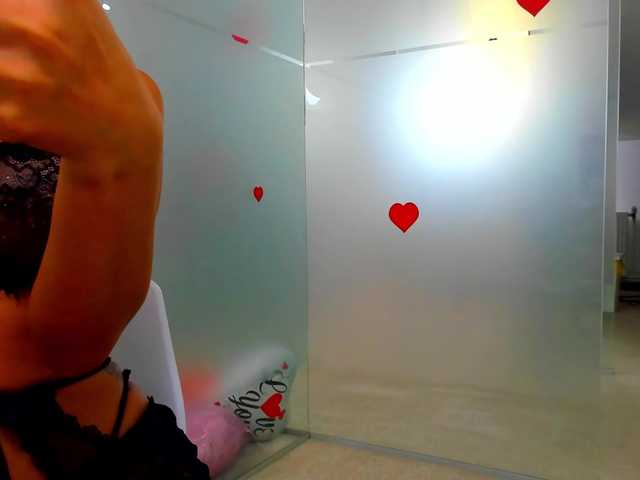 queenrafaelle live cam on BongaCams