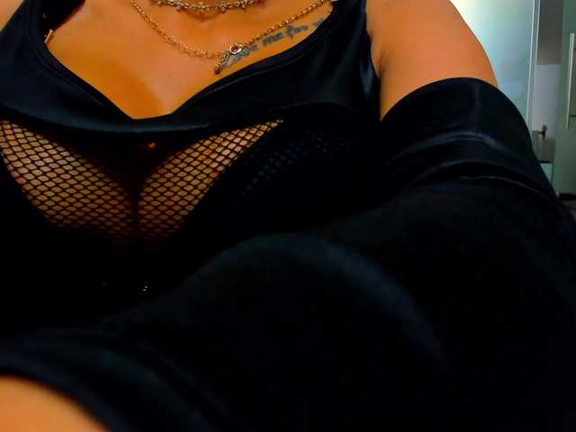 queenrafaelle live sex