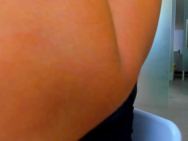 queenrafaelle live webcam show