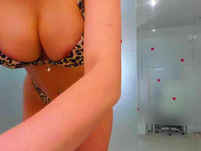 Rafaelleee webcam