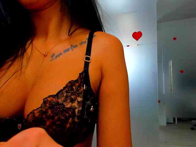 Rafaelleee webcam