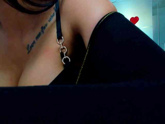 Rafaelleee webcam