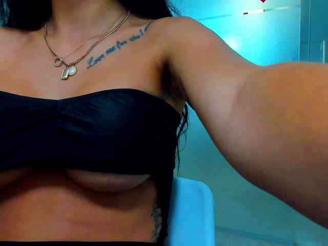 Rafaelleee webcam