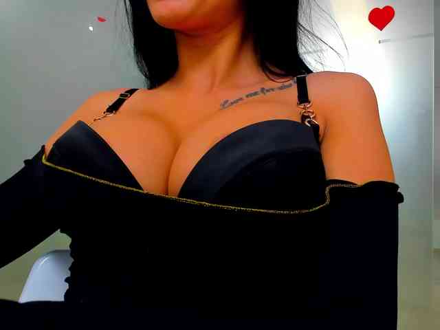 Rafaelleee webcam