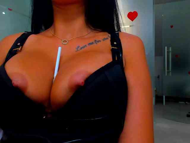 Rafaelleee webcam