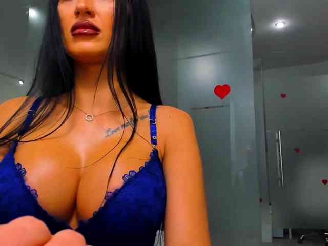 Rafaelleee webcam