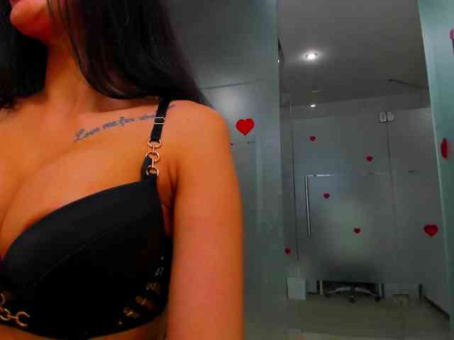 Rafaelleee webcam