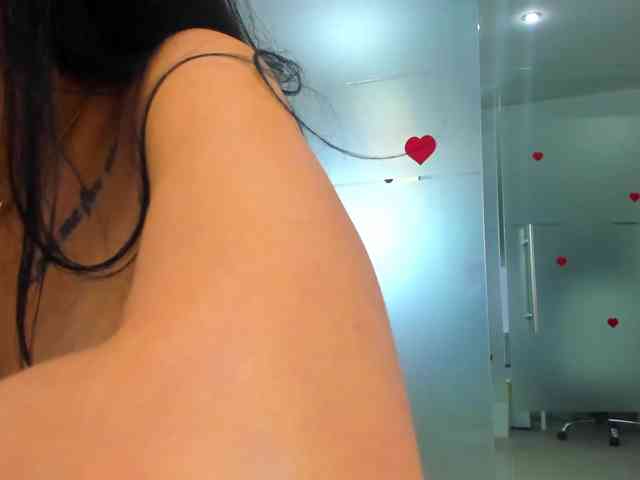 queenrafaelle's webcam live show