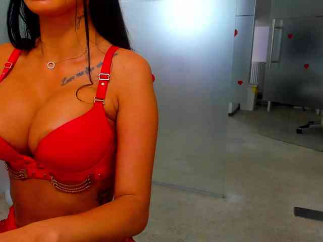Rafaelleee webcam