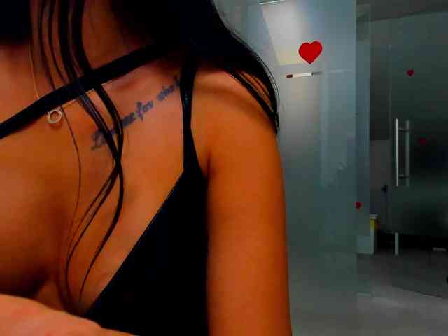 Rafaelleee webcam