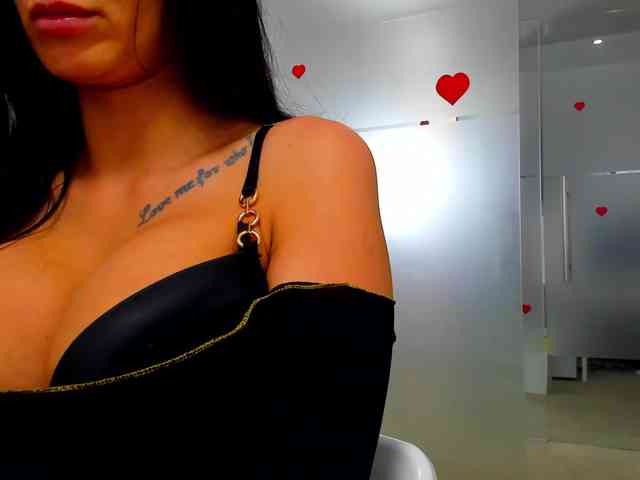 Rafaelleee webcam