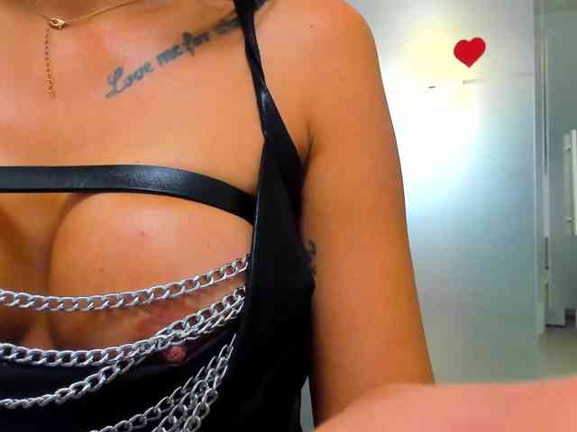 Rafaelleee webcam