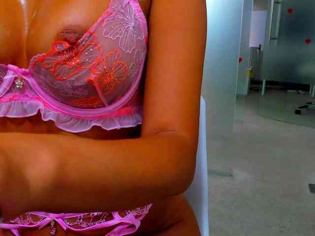 Rafaelleee webcam