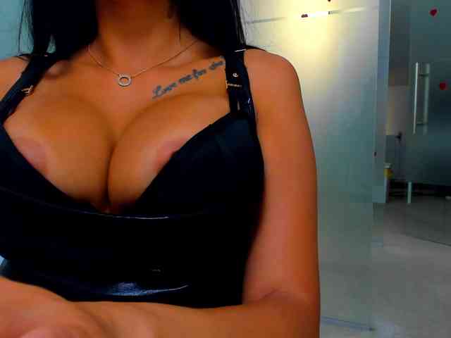 Rafaelleee webcam