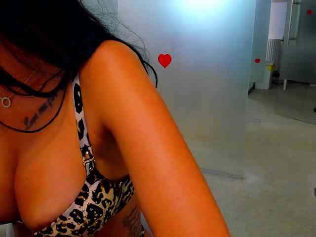 Rafaelleee webcam