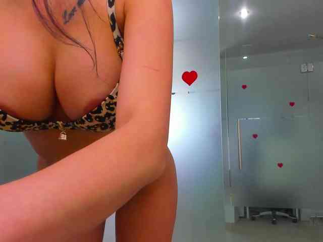 Rafaelleee webcam
