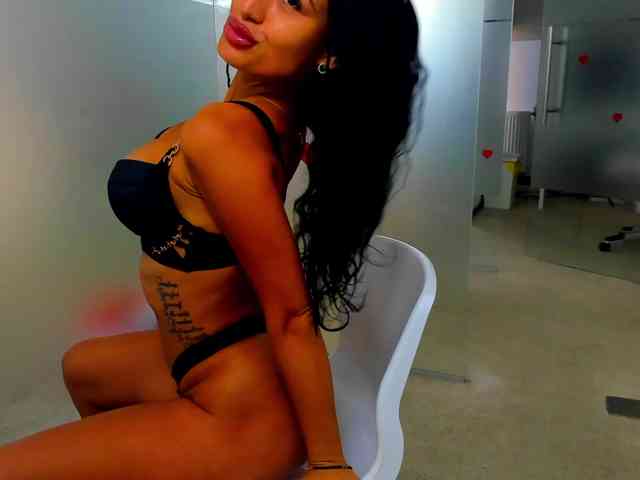 Rafaelleee webcam