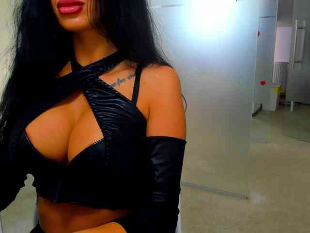 Rafaelleee webcam