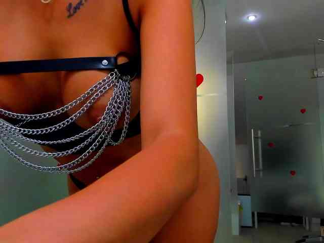 Rafaelleee webcam
