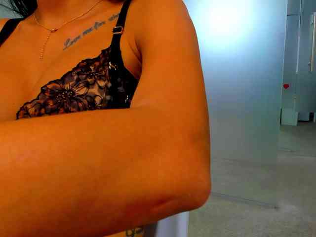 Rafaelleee webcam