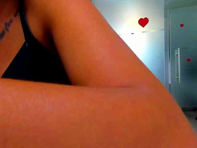 Rafaelleee webcam