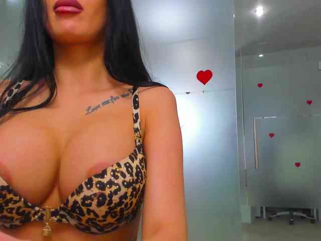 Rafaelleee webcam