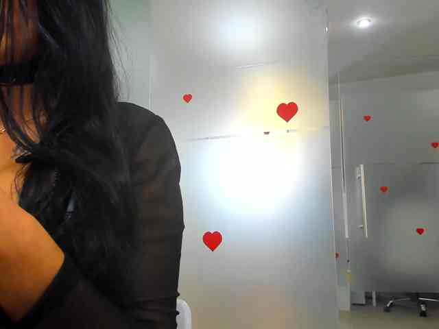 queenrafaelle's webcam live show