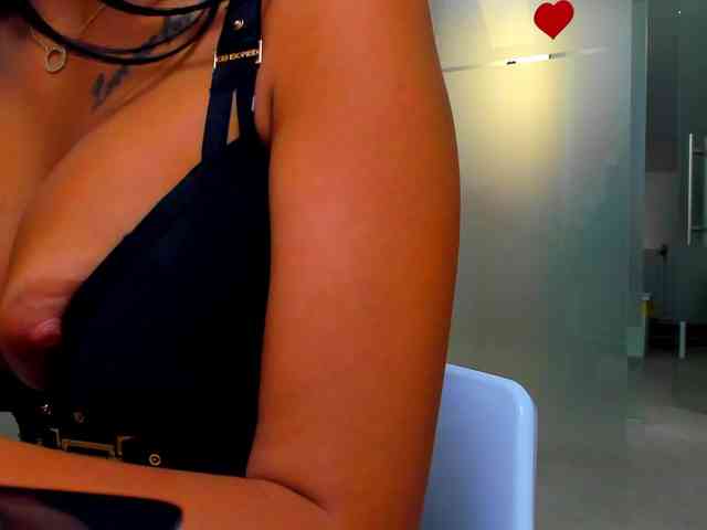 Rafaelleee webcam