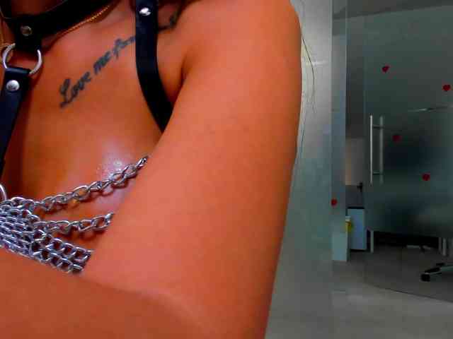 Rafaelleee webcam