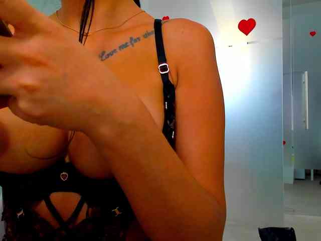 Rafaelleee webcam