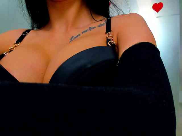 Rafaelleee webcam
