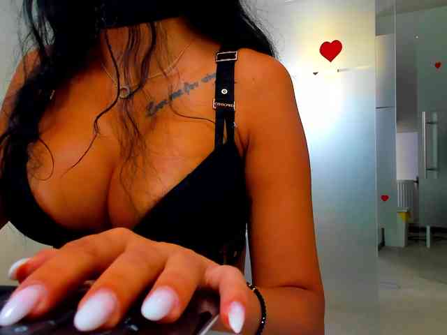 Rafaelleee webcam