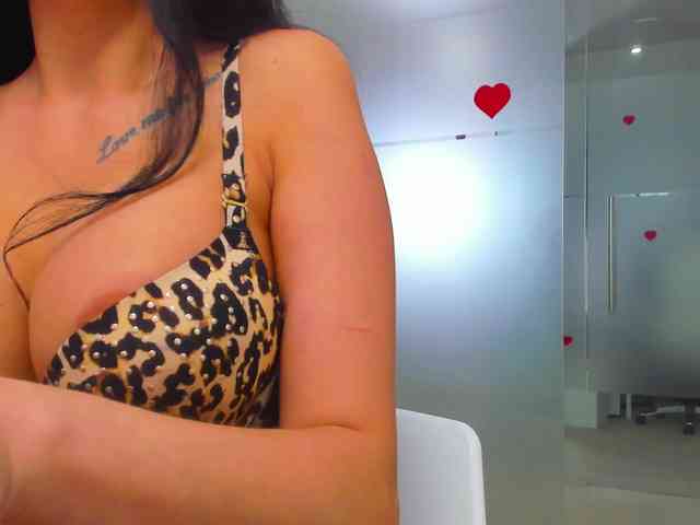 Rafaelleee webcam