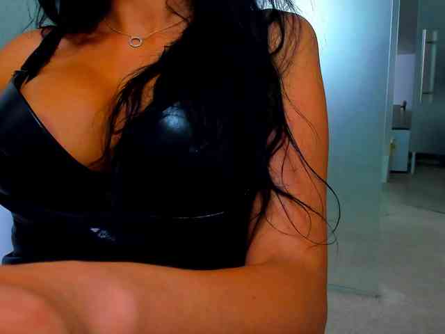 Rafaelleee webcam