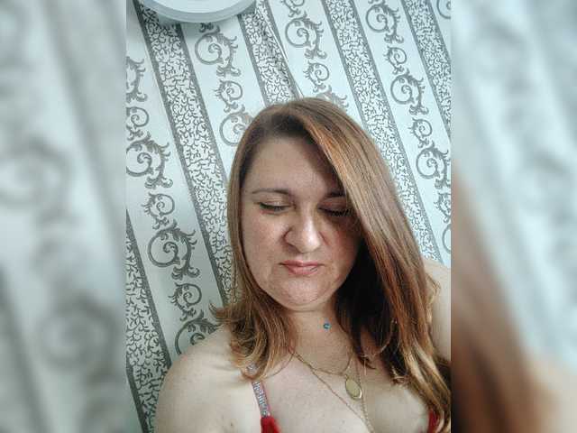 MiaShooter live cam on BongaCams