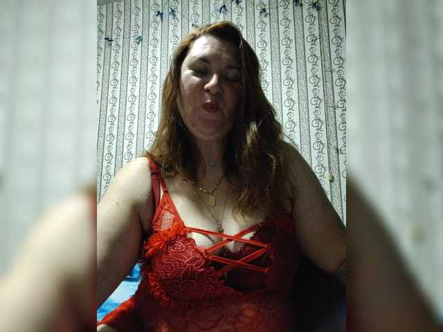 MiaShooter live cam preview