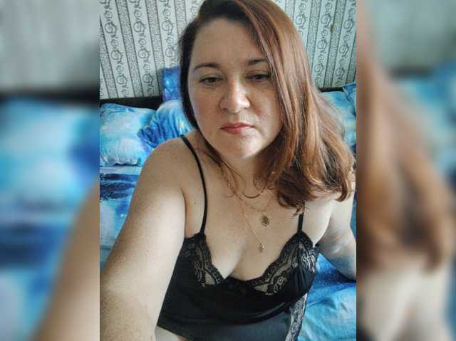 MiaShooter, en directo ahora en BongaCams